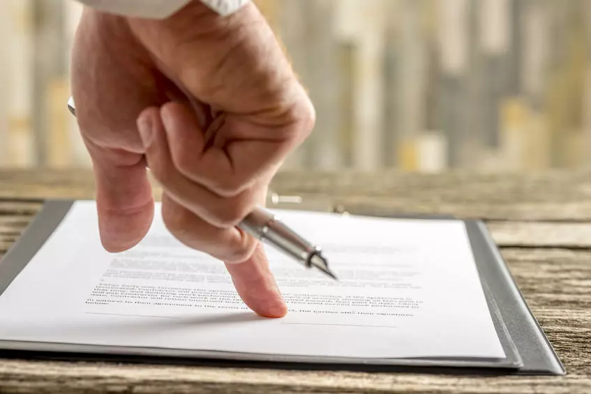Family meeting with legal advisor, showing when a Will is crucial—highlighting Trusted Will Writing {name} for essential life planning.